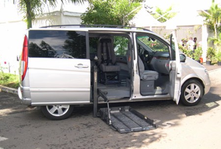 Poste de conduite aménagé Mercedes Viano/Vito sur Marseille